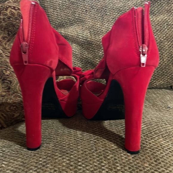 Justfab Dominica Red Velvet Platforms - Picture 3 of 4